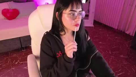 Snapshot of dakota_wrist chatting on 26, 9, 2025 dakota_wrist online show from 26, 9, 2025