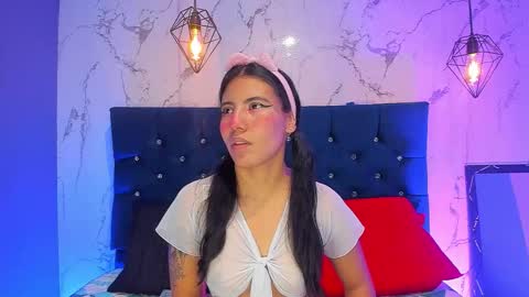 dakotaa_johnson online show from 23, 2, 2026