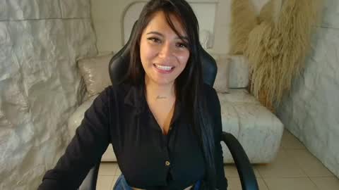 Dakotha  online show from 25, 3, 2026