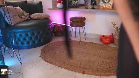 Dalia Morgan online show from 10, 10, 2025