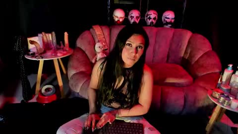 Im Tammy  online show from 14, 11, 2025