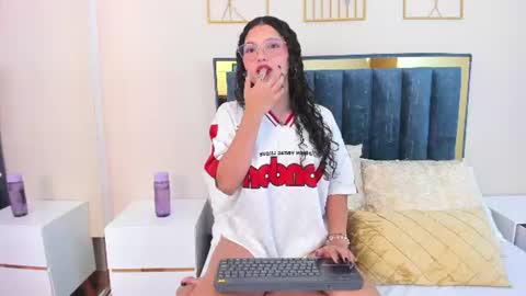 Dali Luu  online show from 8, 7, 2026