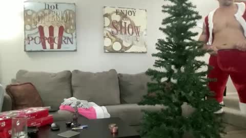 Snapshot of dallasdomstudios chatting on 1, 12, 2025 Dallas Dom online show from 1, 12, 2025