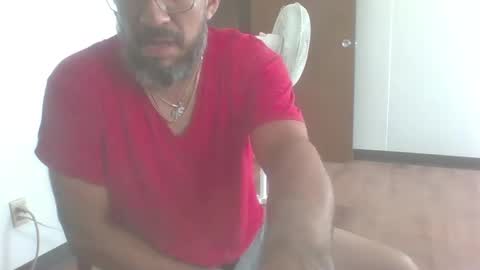 Snapshot of dallaspapi2000 chatting on 19, 9, 2025 alex online show from 19, 9, 2025