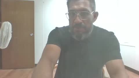 Snapshot of dallaspapi2000 chatting on 25, 9, 2025 alex online show from 25, 9, 2025