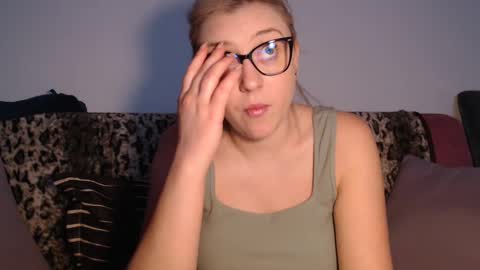 Snapshot of dalyana22 chatting on 2, 2, 2025 Maria online show from 2, 2, 2025