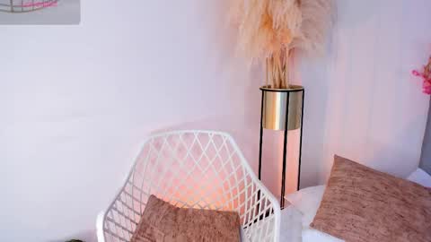 Dalyla online show from 10, 11, 2025