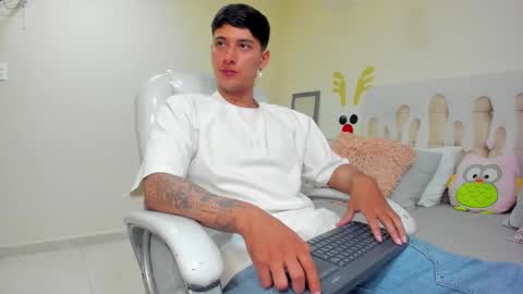 DAMIAN online show from 2, 1, 2025