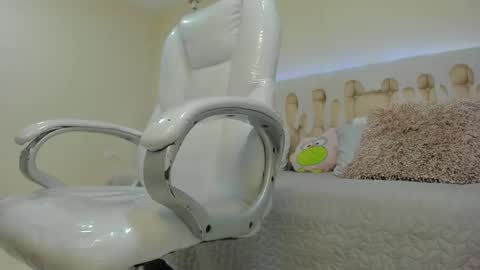 DAMIAN online show from 4, 1, 2025