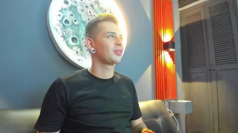 Damian Oliver online show from 11, 12, 2024