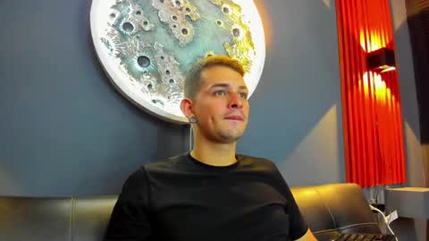 Damian Oliver online show from 15, 12, 2024