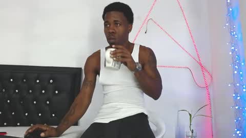 Snapshot of damian_hart_24cm chatting on 25, 4, 2026 damian_hart_24cm online show from 25, 4, 2026