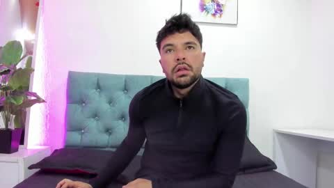 Damian Hills online show from 3, 3, 2026