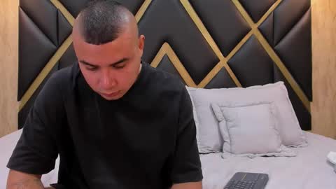 Damian Blaze online show from 6, 10, 2025