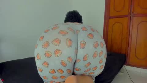 Kary-- independent model Schedule 0530am-1000am colombian time online show from 16, 10, 2025