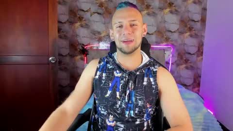 Snapshot of damon_baker0 chatting on 30, 4, 2026 Damon bakert online show from 30, 4, 2026