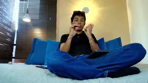 Damon  Salvatore online show from 28, 3, 2026