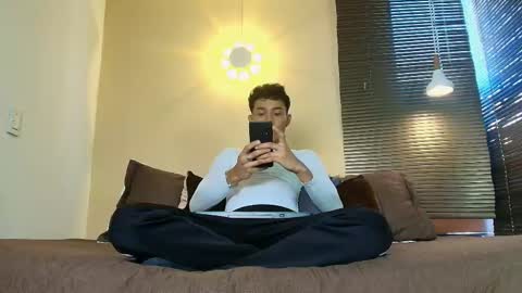 Damon  Salvatore online show from 16, 4, 2026