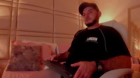 D A M O N online show from 2, 11, 2025