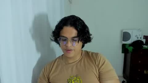 Snapshot of dan_blous chatting on 3, 7, 2026 Diane Blosson online show from 3, 7, 2026