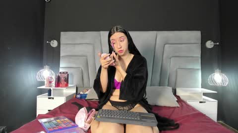    online show from 23, 12, 2024