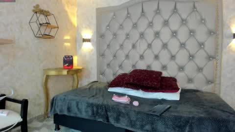    online show from 16, 1, 2025