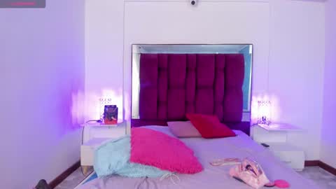    online show from 20, 1, 2025