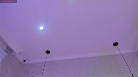    online show from 22, 10, 2025