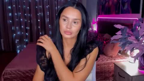 DanaMiers online show from 17, 11, 2025