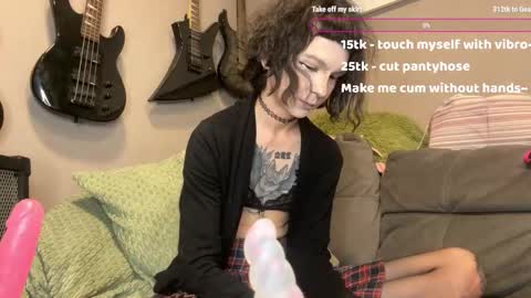 Snapshot of dandelion_sea chatting on 30, 9, 2025 dandelion_sea online show from 30, 9, 2025