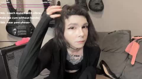 Snapshot of dandelion_sea chatting on 7, 10, 2025 dandelion_sea online show from 7, 10, 2025