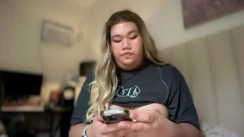 Snapshot of dangerous_womanxx chatting on 23, 7, 2026 Ms. K online show from 23, 7, 2026