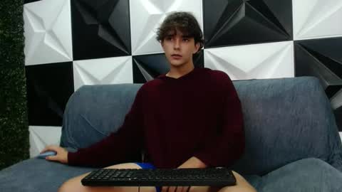 dani_cumboy online show from 11, 12, 2024