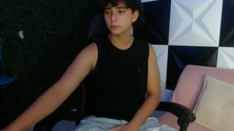 dani_cumboy online show from 18, 12, 2024