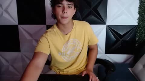 dani_cumboy online show from 5, 1, 2025