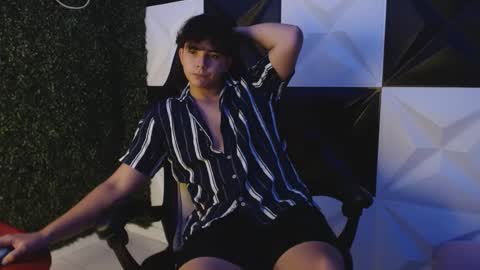 dani_cumboy online show from 18, 2, 2025