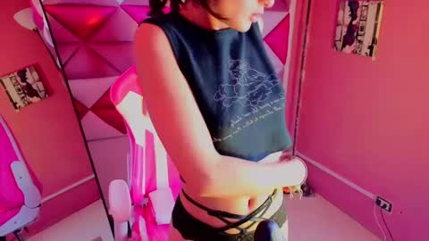 Snapshot of dani_dream chatting on 16, 9, 2025 dani_dream online show from 16, 9, 2025
