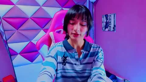 Snapshot of dani_dream chatting on 3, 10, 2025 dani_dream online show from 3, 10, 2025