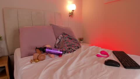 Hi I am Dani online show from 24, 1, 2025