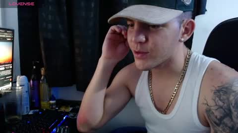 Snapshot of daniel_vargas5 chatting on 11, 1, 2025 Daniel online show from 11, 1, 2025