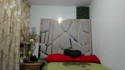 Daniela online show from 6, 4, 2026