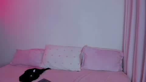 Snapshot of daniela_days chatting on 25, 7, 2026 Dani online show from 25, 7, 2026