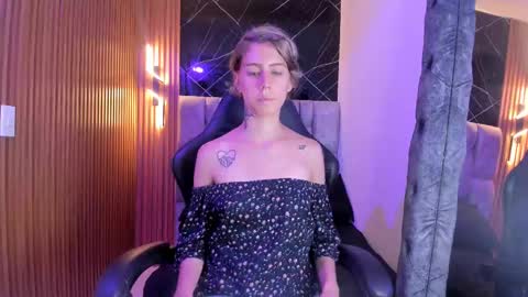 Daniela online show from 6, 12, 2024