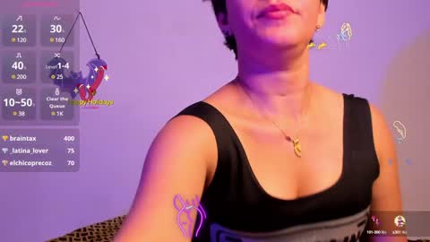 Snapshot of daniela_giraldo88 chatting on 10, 12, 2024 Daniela online show from 10, 12, 2024