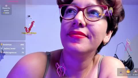 Snapshot of daniela_giraldo88 chatting on 12, 12, 2024 Daniela online show from 12, 12, 2024