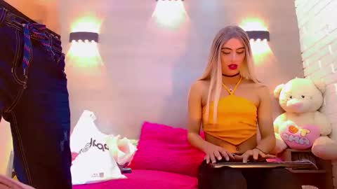 daniela_pink_ online show from 13, 1, 2026