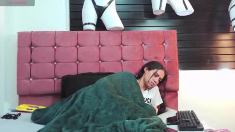 Snapshot of daniela_rivasth chatting on 23, 1, 2025 danielarivasth online show from 23, 1, 2025