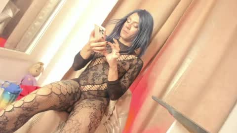 Snapshot of danielamay00 chatting on 4, 7, 2026 danielamay00 online show from 4, 7, 2026
