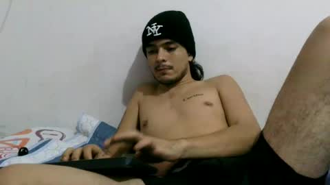 Snapshot of danielhot17 chatting on 9, 7, 2026 DANIEL online show from 9, 7, 2026