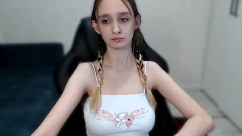 Daniella Martin online show from 27, 12, 2024